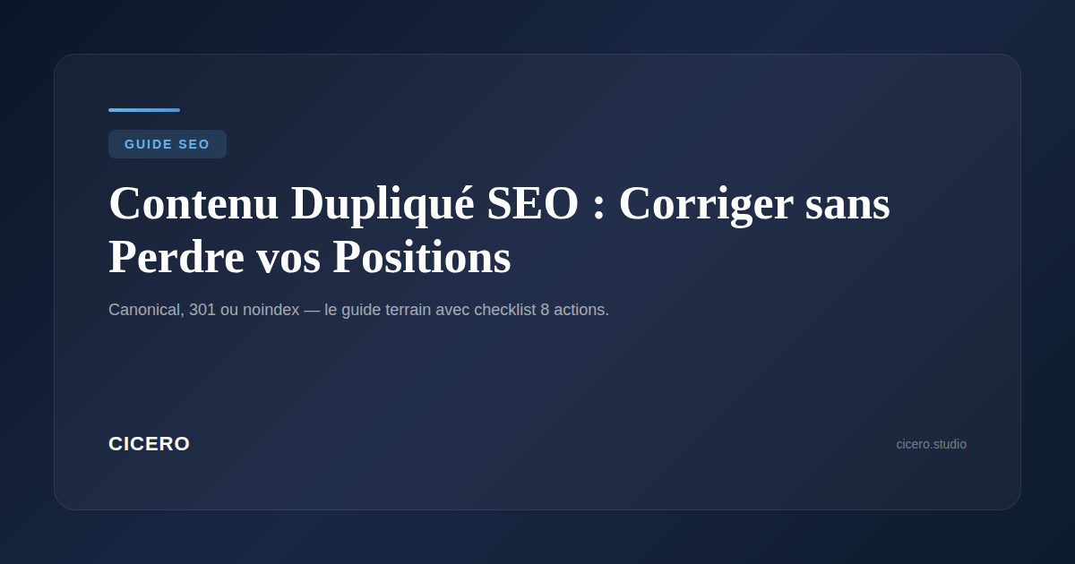 Analyste SEO examinant les résultats Google Search Console sur deux écrans, rapport de duplicate content visible en arrière-plan, bureau en open space, lumière de fin d'après-midi